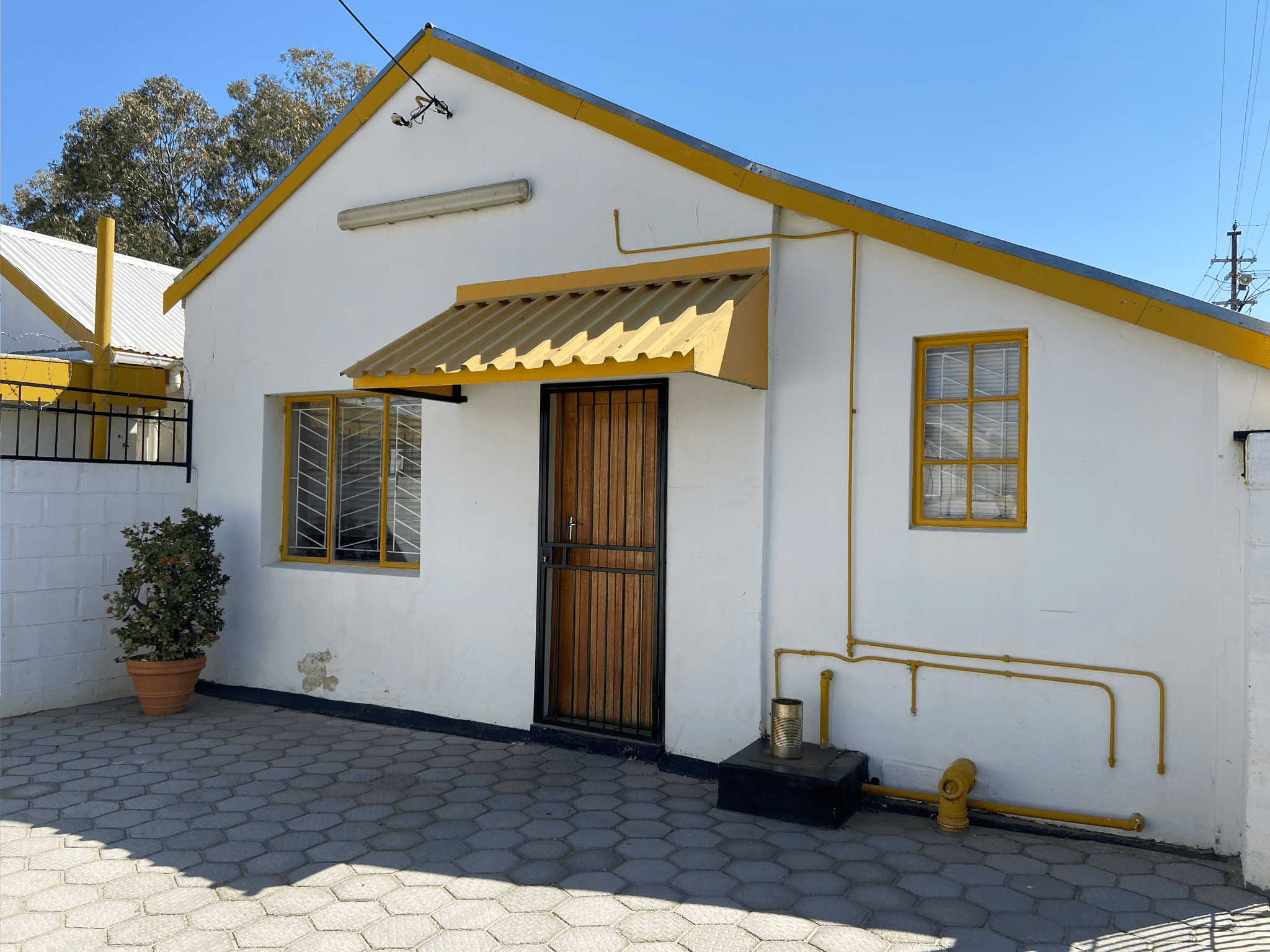 Rustic cottages at Springbok Country Inn Hotel.