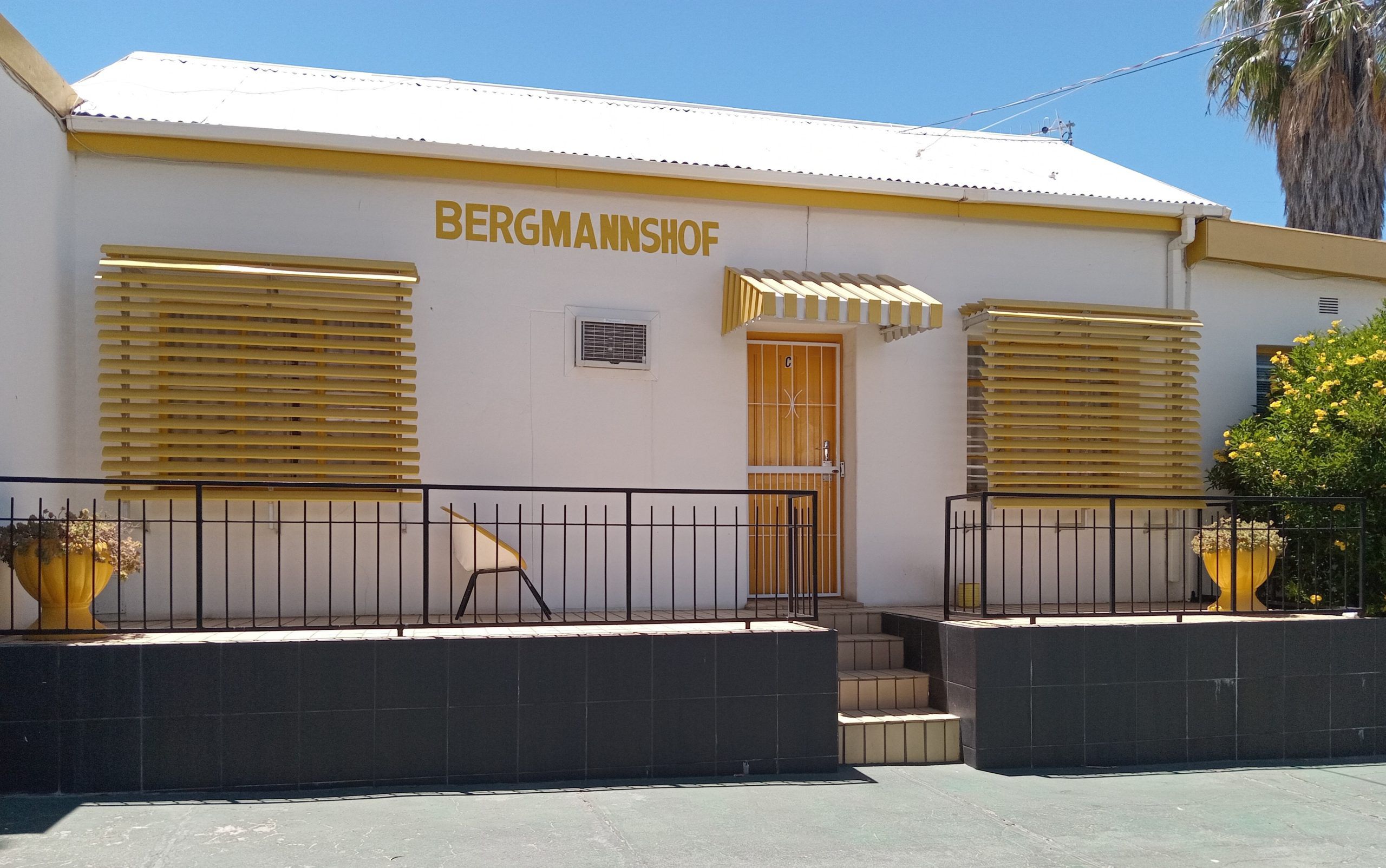 Historic accommodation units at Springbok Lodge Country Inn Hotel.